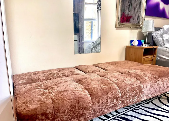 Comfy Double Bedroom With A Private Toilet